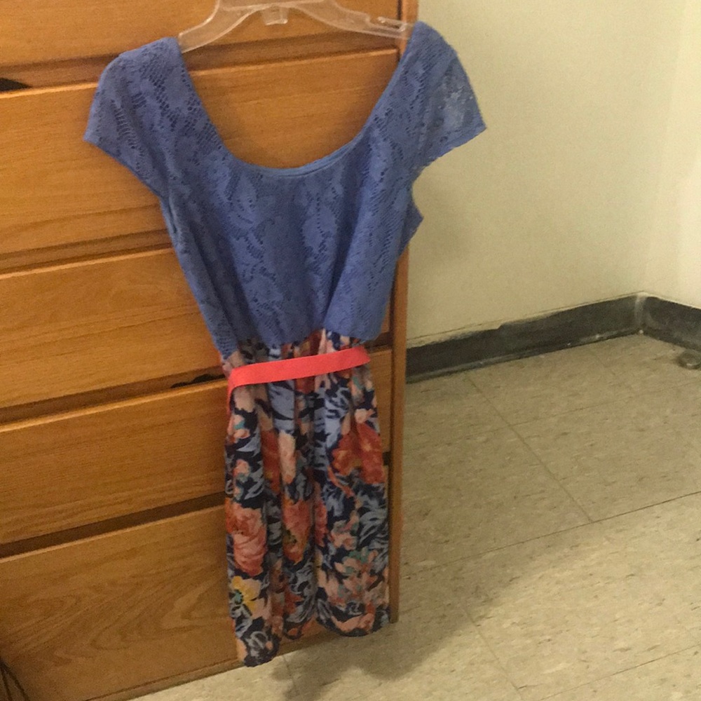 Short-Sleeved Floral Dress